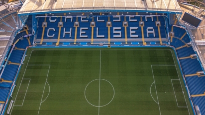 Chelsea open talks for Premier League centre-back